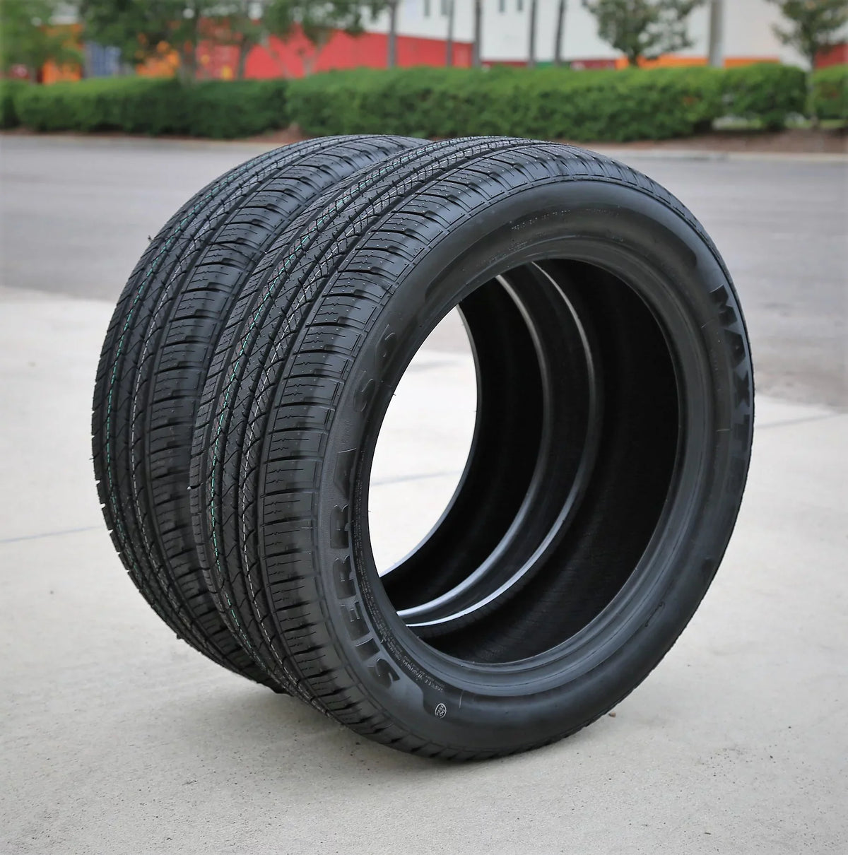 Maxtrek Sierra  225/60R17 99V / All Season Tire Fits: 2018-23 Subaru Crosstrek Convenience, 2019-21 Jeep Cherokee Latitude Plus