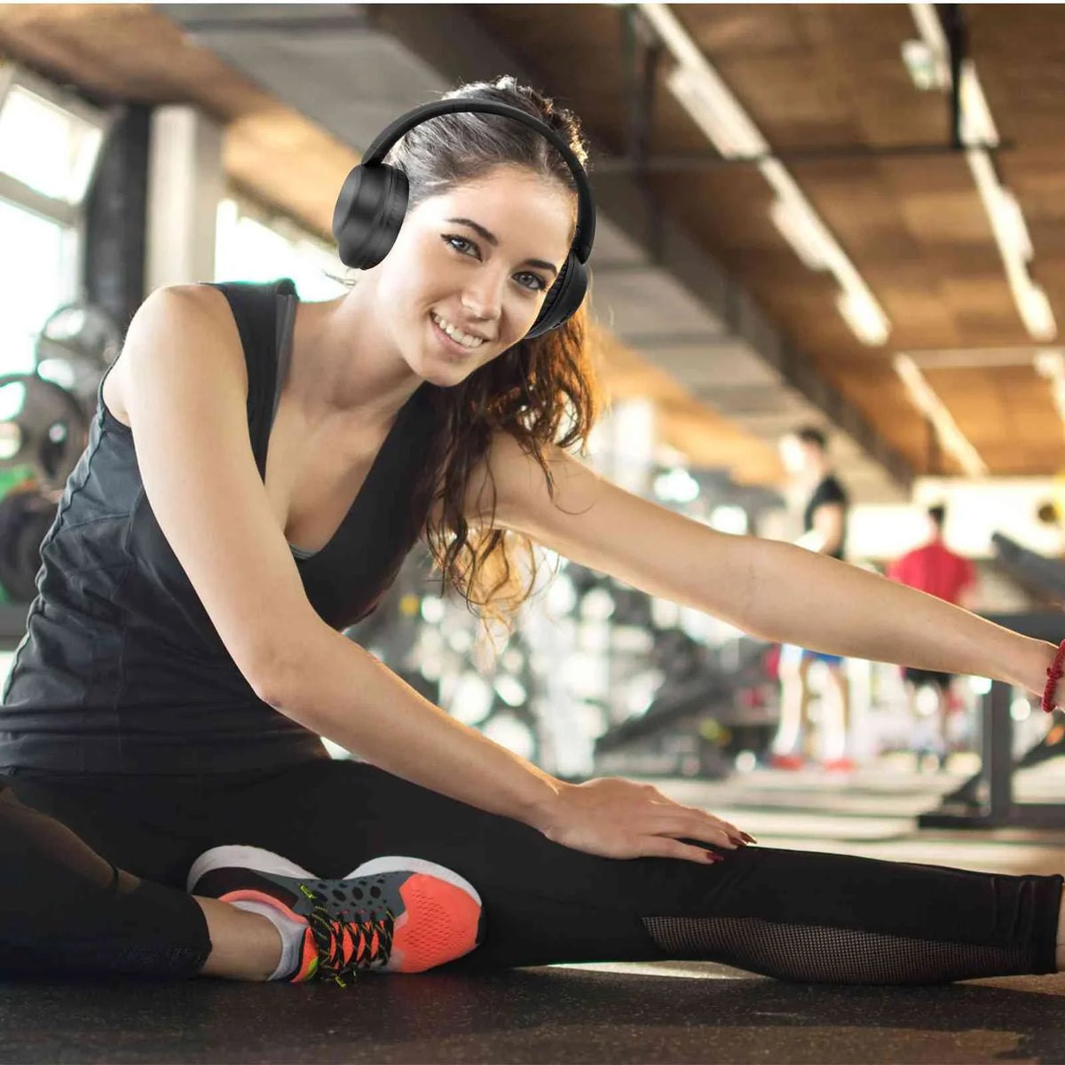UrbanX  Over-Ear Bluetooth Headphones -  Wireless Sound with Mic for Xiaomi Poco /Redmi Pad /Poco  Pro 5G/Redmi 12 5G, Note 12R - 20H Playtime, 200H Standby, Workout & Travel -Black