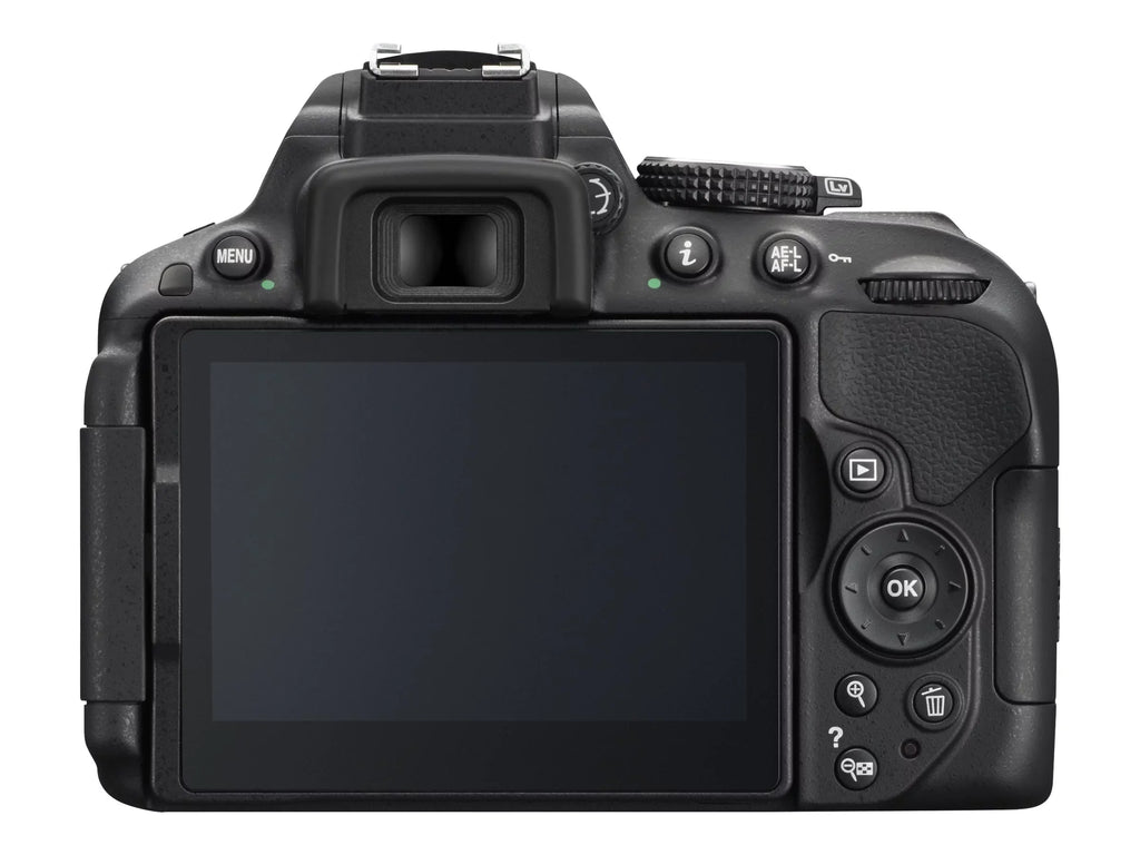 Nikon /  Camera with 18-55mm and 70-300mm Lenses