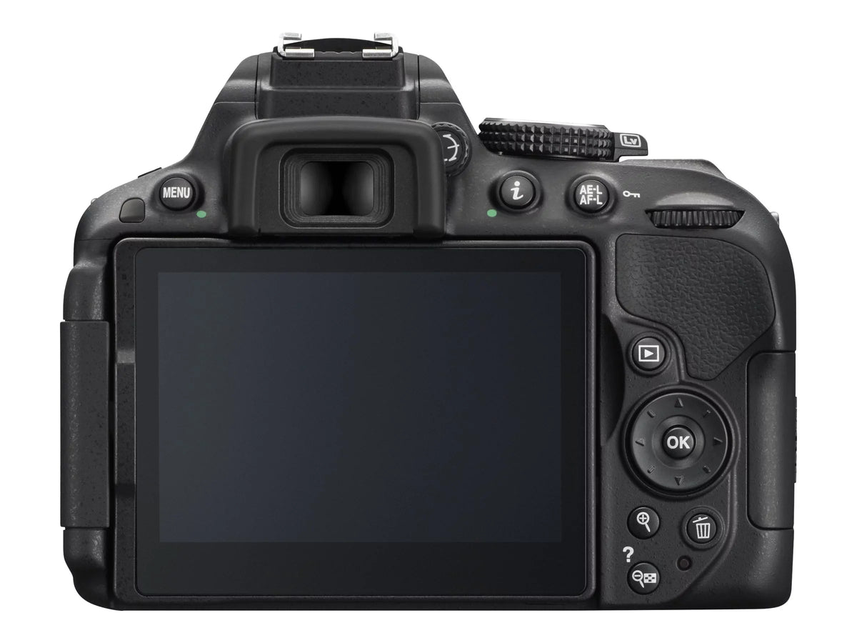 Nikon /  Camera with 18-55mm and 70-300mm Lenses